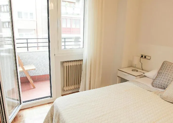 Barrio De La Arena *